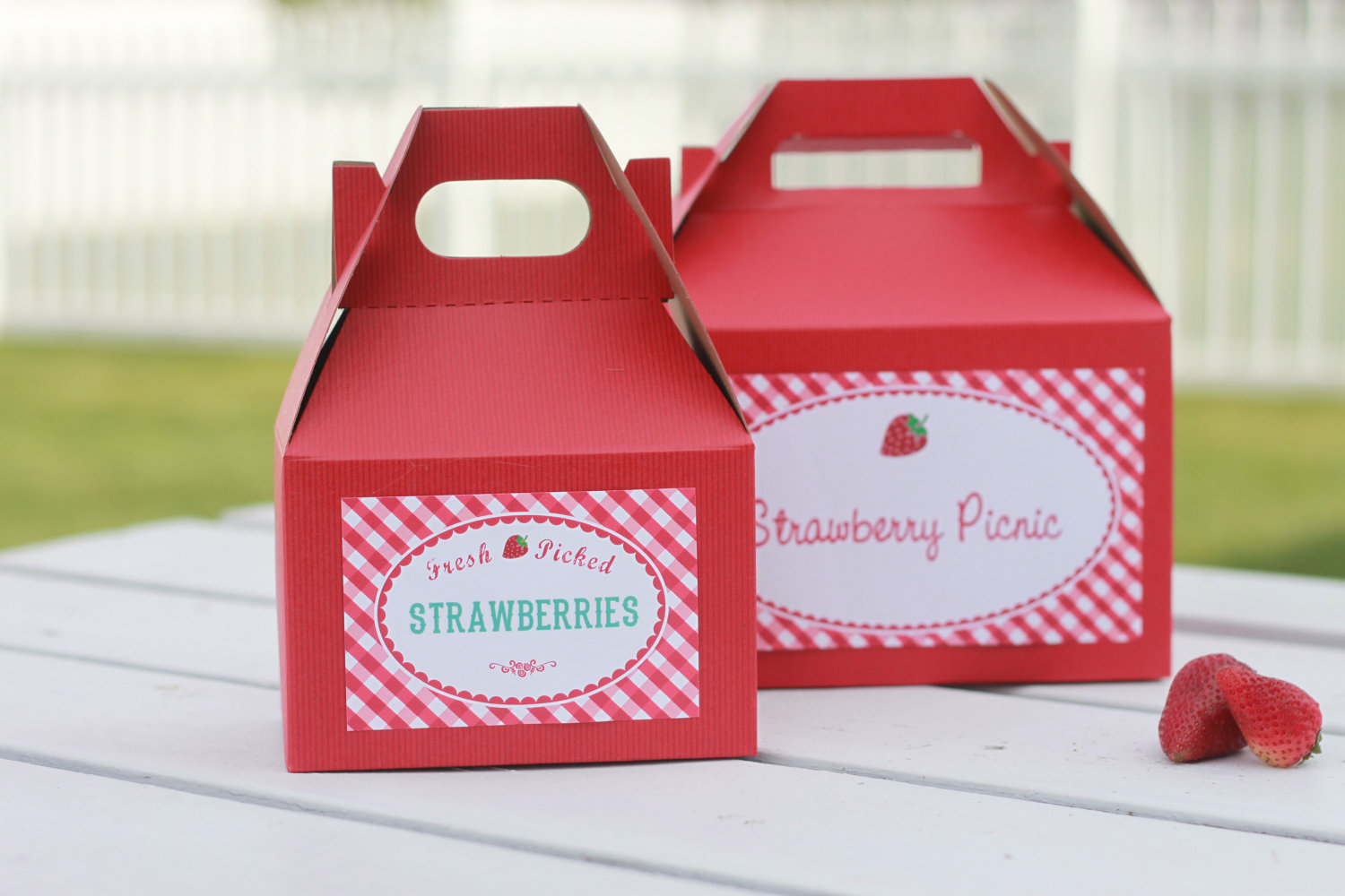 strawberry boxes