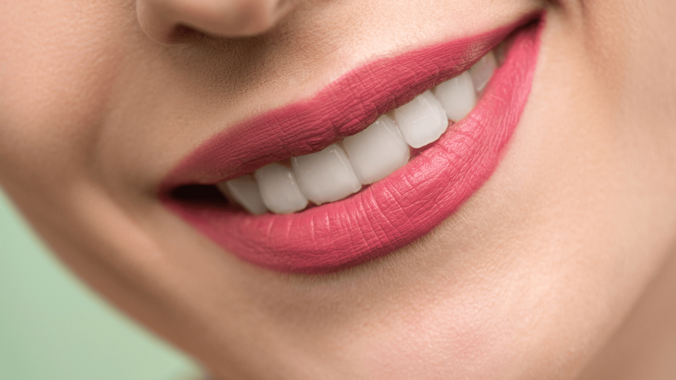 Brighten Lips with Simple Solutions