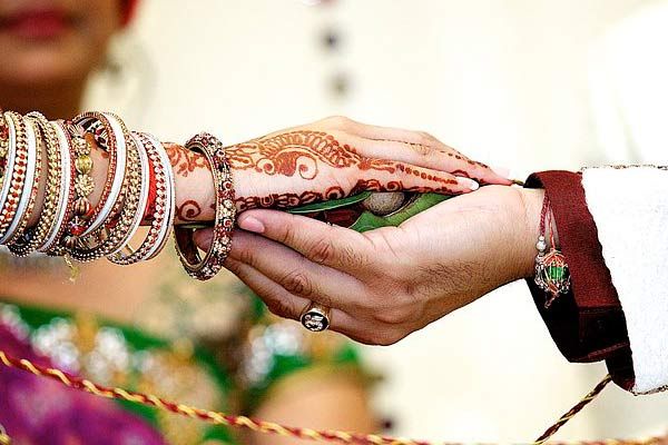 Making Matches That Last: Matrimonial Agents in Delhi