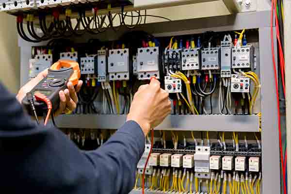 electrical maintenance companies in dubai