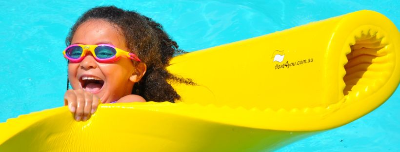 Swimming pool floating mats