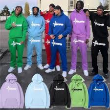 Benefits of Choosing Nofs Tracksuit for Your Shipping Needs