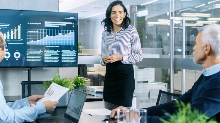 Why a Presentation Skills Training Course is Essential for Professional Growth