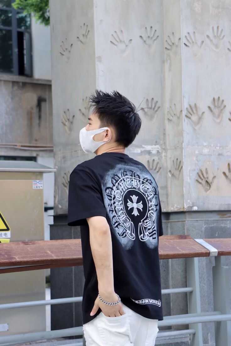 Chrome Hearts Jeans Carry the Spirit of Rebellion