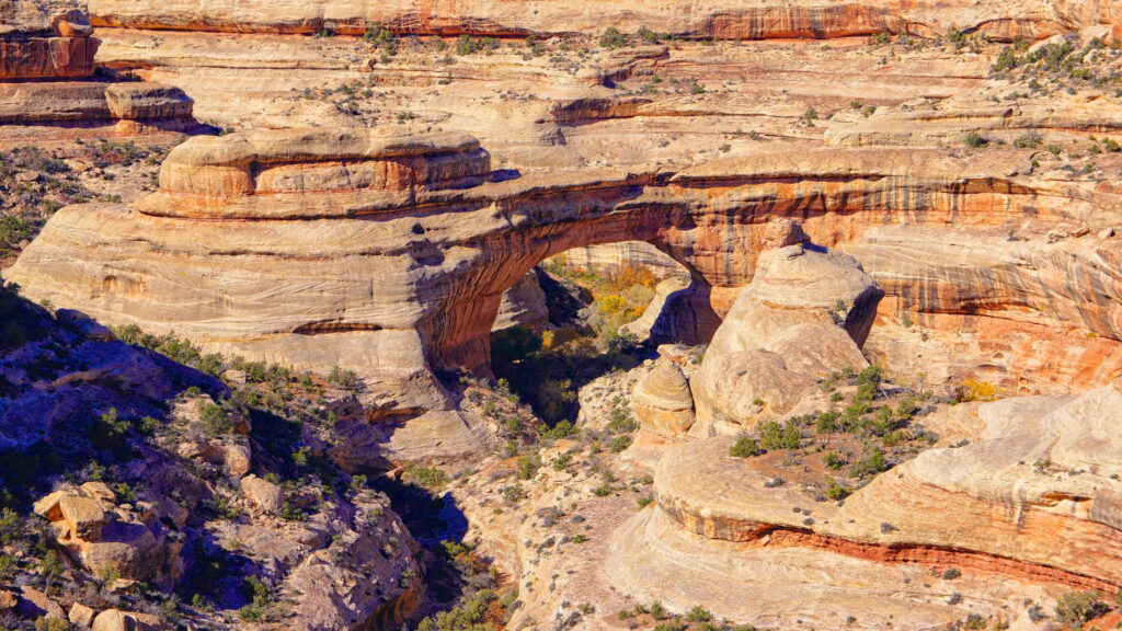 Adventures for Solo Travelers: Healing Through Hiking in Utah and Arizona Adventures for Solo Travelers: Healing Through Hiking in Utah and Arizona