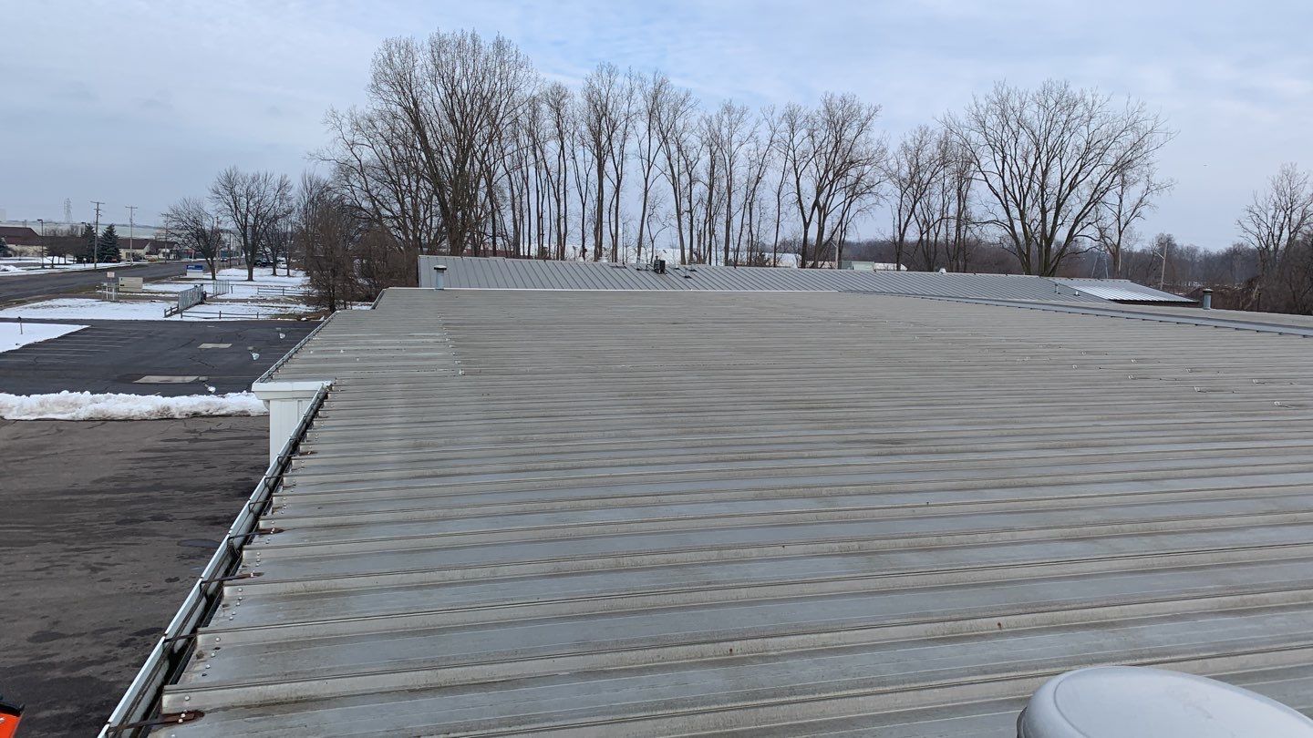 commercial building roof repair