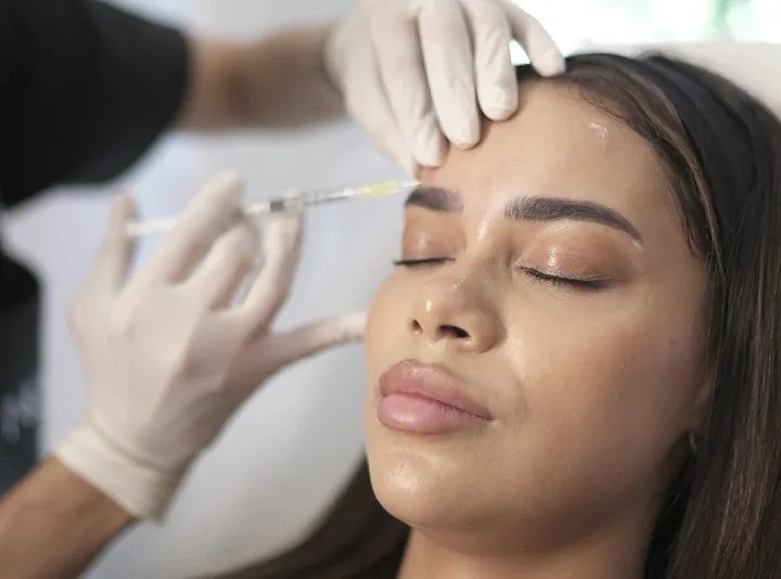 Botox Treatments in Dubai: What Dermatologists Say