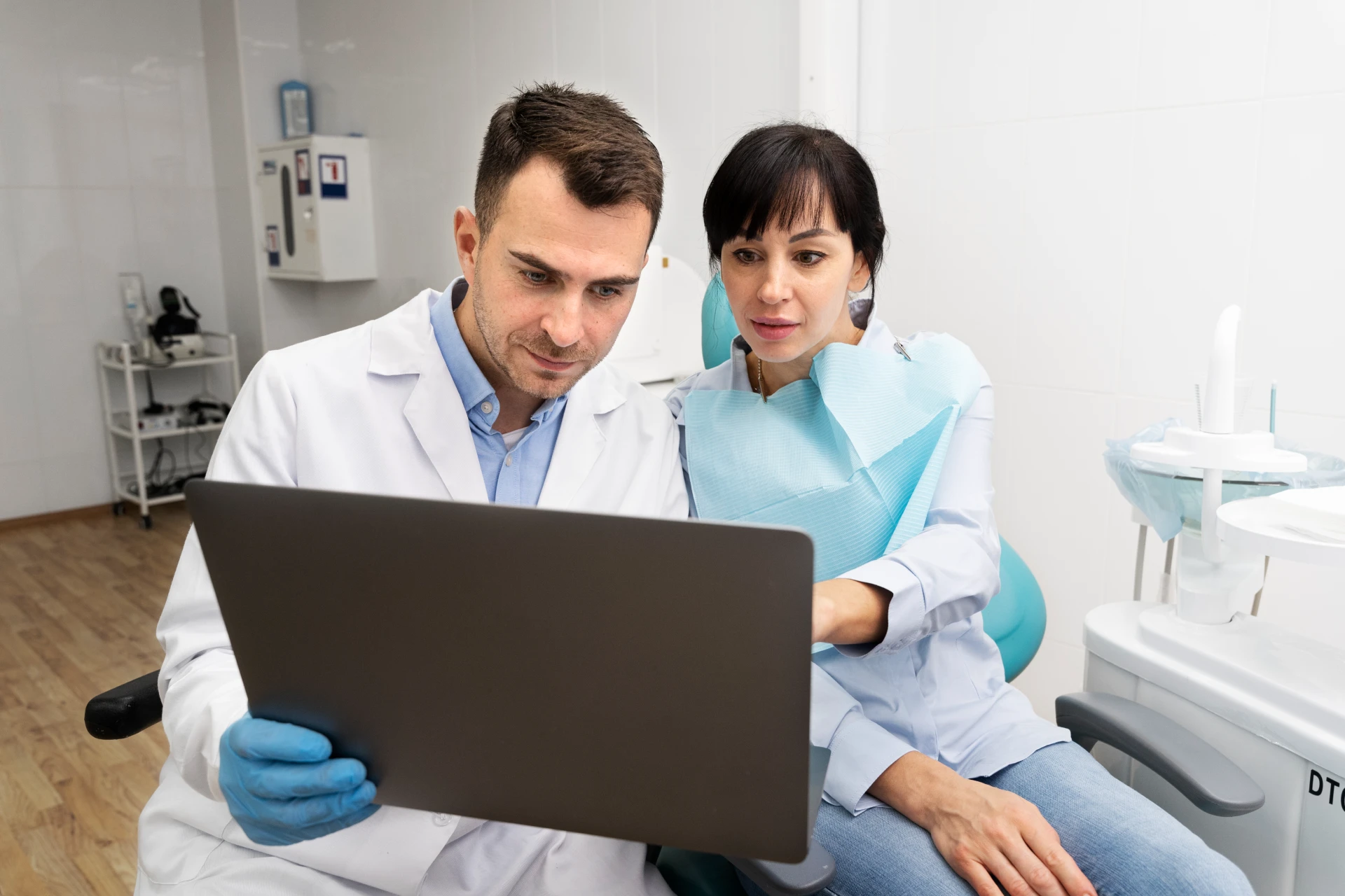 Mastering Insurance Verification: 7 Key Benefits for Dental Practices
