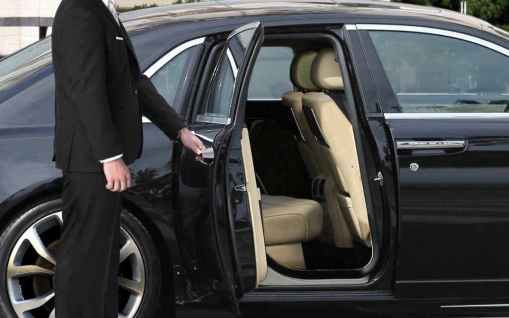 Luxury Black Car Service in Long Island