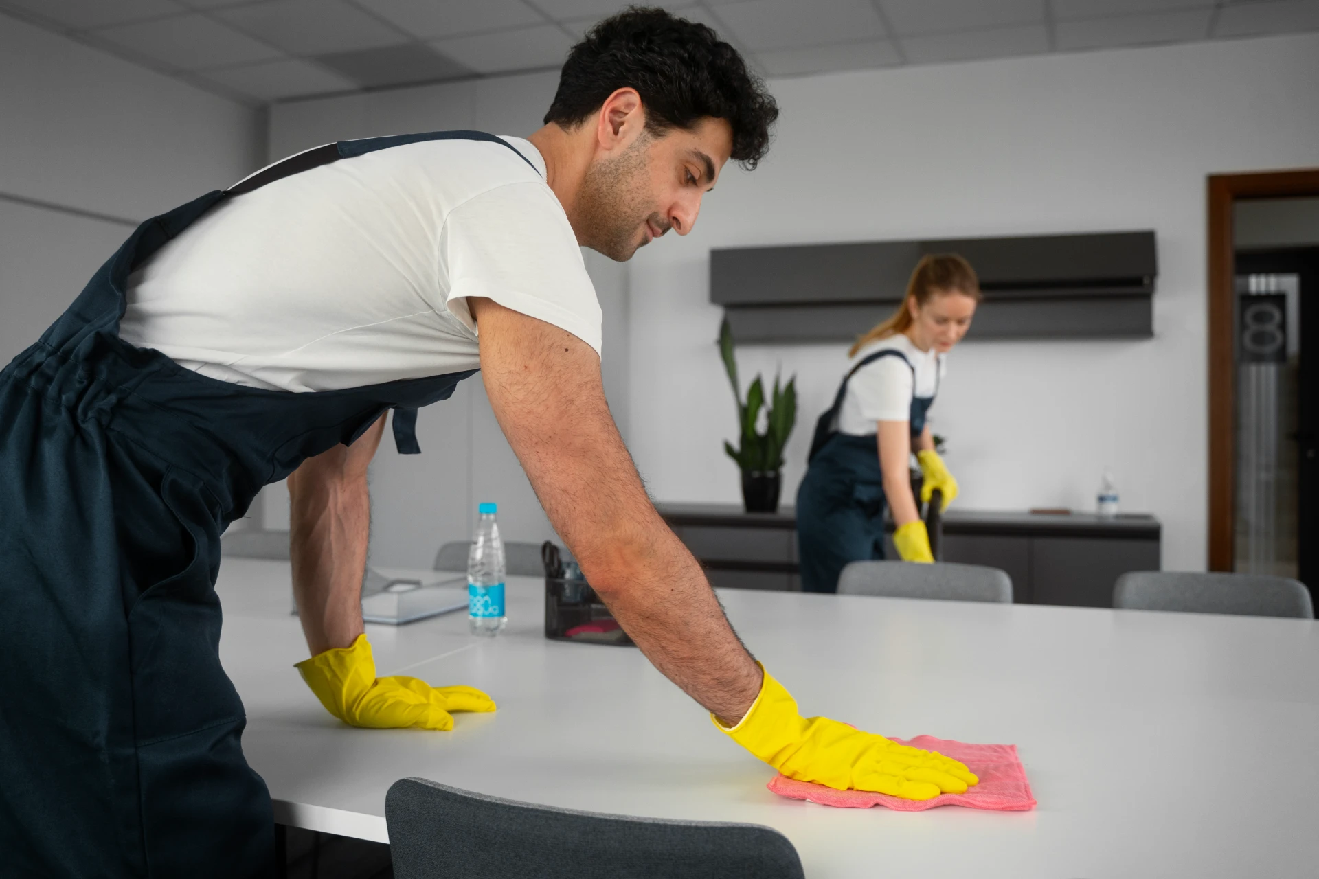 How Quality Commercial Cleaning Improves Workplace Efficiency