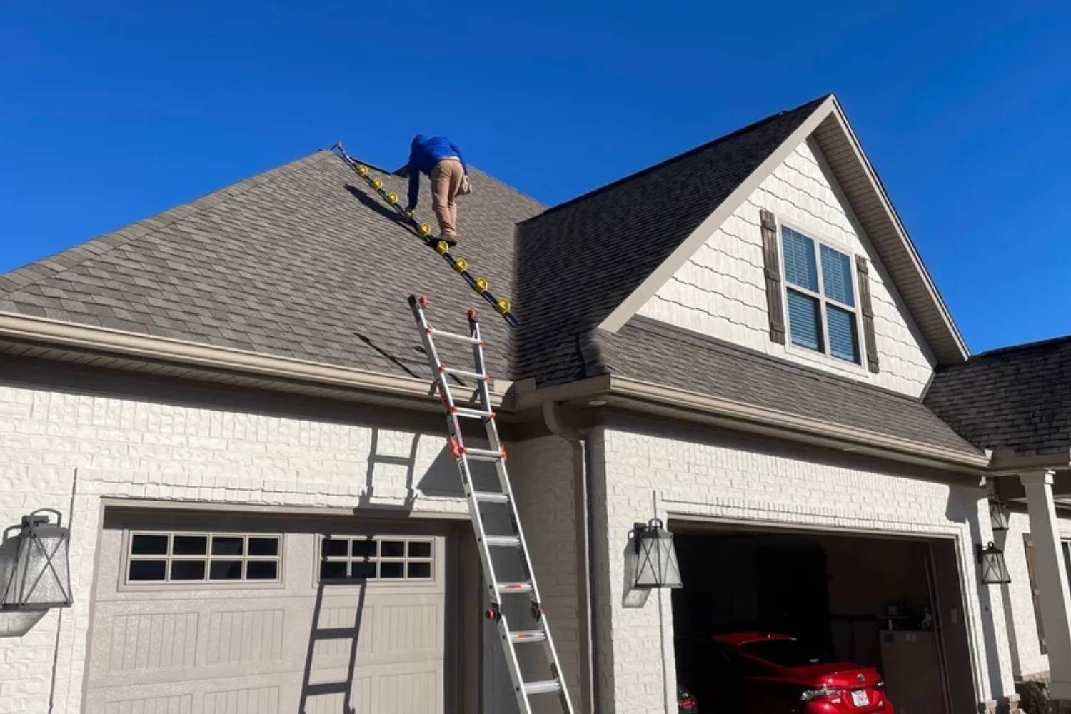 Roof Inspections in Lago Vista, Texas: A Comprehensive Guide