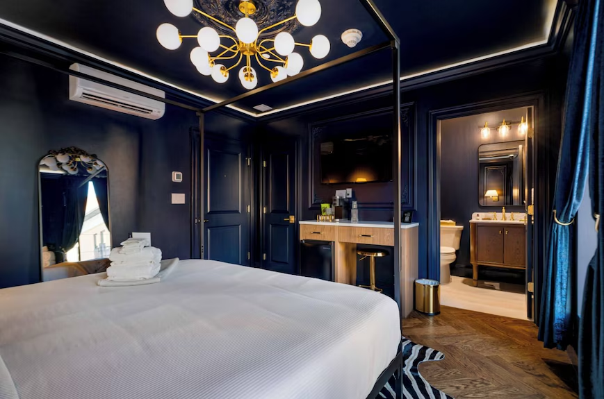 Hotels in Gloucester MA