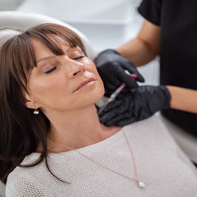 Can Skin Boosters Be Used for Neck Rejuvenation