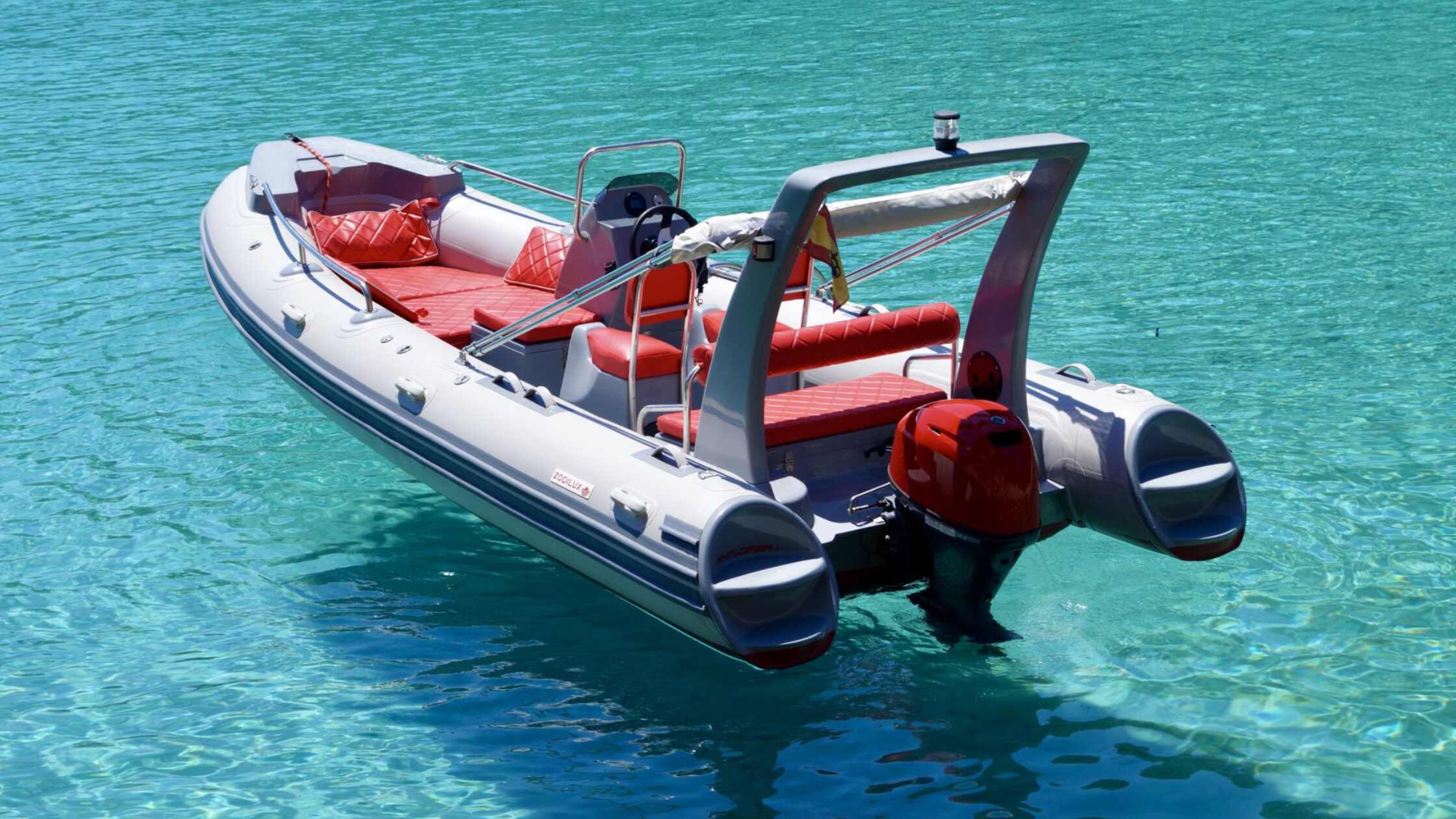 boat detailing service